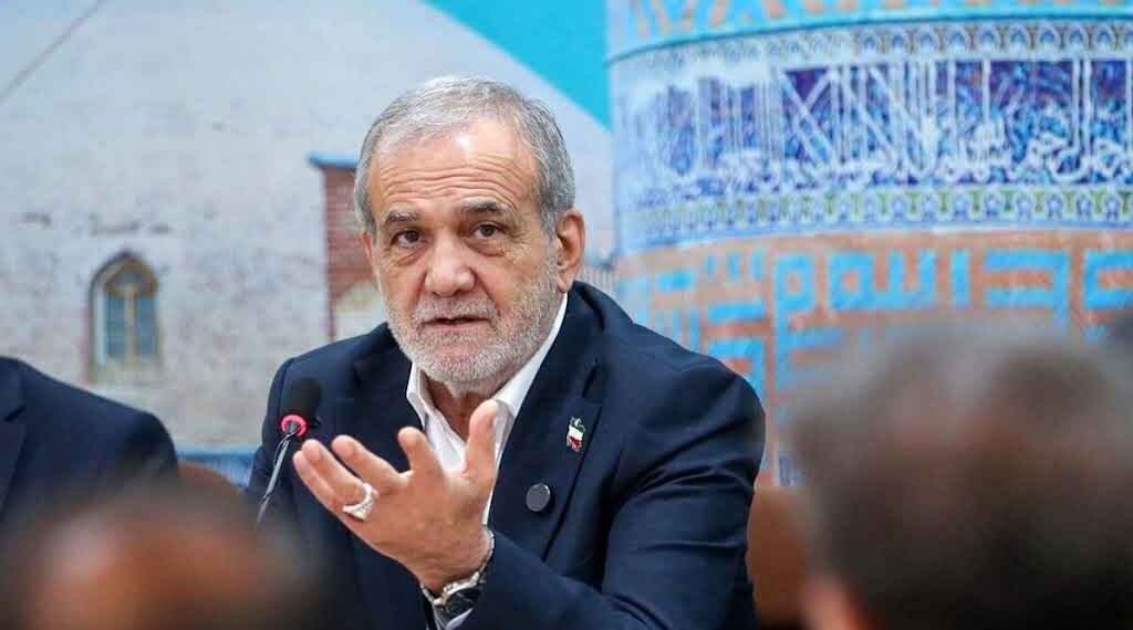 الرئيس الإيراني: إذا تواصلت ازمة المياه فسنضطرّ الى إخلاء طهران