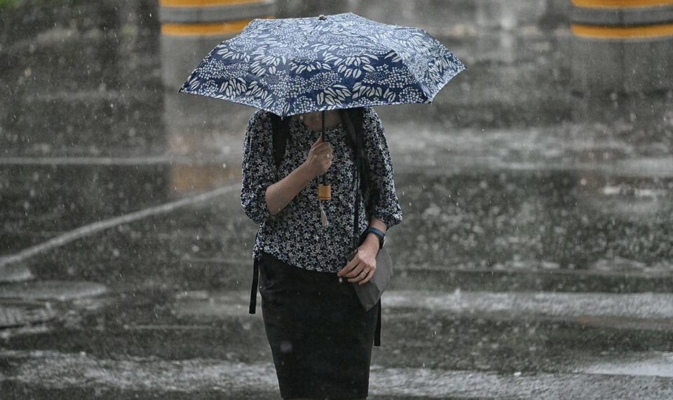 آخر نهار اليوم الاثنين: إنخفاض في الحرارة مع أمطار مؤقتا رعدية