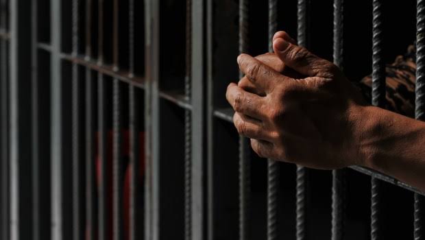 3 سنوات سجنا لنائب بالبرلمان لإدانته بنسب أمور غير حقيقية إلى موظف عمومي