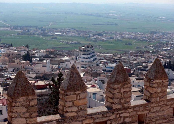 الكاف: عدد الزوار الجزائريين الوافدين عبر معبري ساقية سيدي يوسف وقلعة سنان ارتفع بنسبة 21%