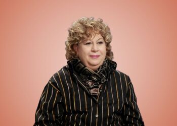 الموت يغيب الفنانة سمية الألفي