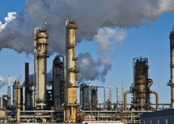 قابس: تأجيل النّظر في قضيّة إيقاف وحدات المجمّع الكمياوي الملوِّثة إلى يوم 08 جانفي المقبل