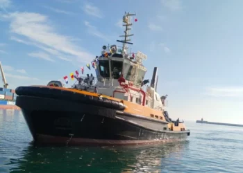 ديوان البحرية التجارية يتسلم الجرار البحري الثالث ‘أوذنة’