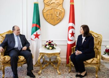 رئيسة الحكومة تستقبل الوزير الأول الجزائري للإشراف على أشغال الدورة الثالثة والعشرين للجنة الكبرى المشتركة التونسية الجزائرية والمنتدى الاقتصادي التونسي الجزائري