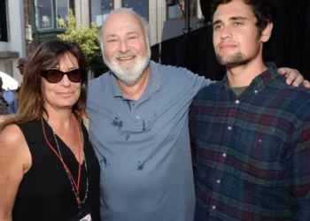 جريمة عائلية تهز هوليوود.. مقتل المخرج روب راينر وزوجته على يد نجلهما