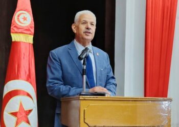 وزير التجارة يدعو لإرساء حركية جديدة وأساليب عمل متطوّرة في أداء غرف التجارة والصناعة