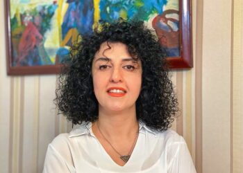 السلطات الإيرانية تُلقي القبض على الفائزة بجائزة نوبل للسلام نرجس محمدي