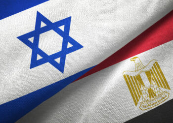 الإعلام العبري: “قبل أحداث 7 أكتوبر بأسبوعين هبطت طائرة مصرية في مطار بن غوريون ونقلت تحذيرا مباشرا إلى إسرائيل بشأن تطورات خطيرة مرتقبة”