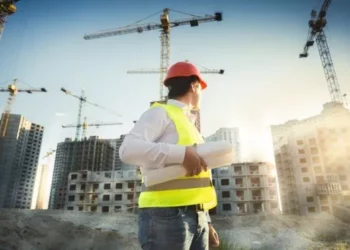 عمادة المهندسين “تتابع بكل انشغال ما يتعرض له عدد من المهندسين من ضغوط مهنية وتضييق وتشهير وتحميل للمسؤوليات دون سند موضوعي”