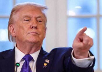 إيران: ترامب يحثّ الإيرانيين على مواصلة الإحتجاج…ويقول إن “المساعدة قادمة”