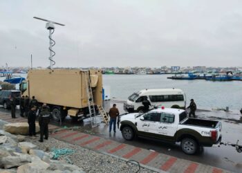 تواصل عمليّات البحث عن البحارة 4 المفقودين قبالة سواحل طبلبة