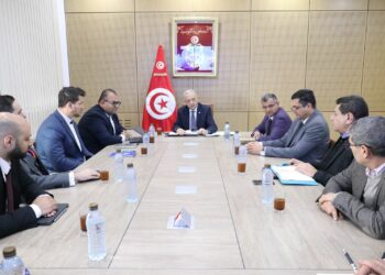 وزارة الصحة تجري جلسة عمل مع “فيليبس” لتحديث تجهيزات التصوير والإنعاش والرقمنة في المستشفيات