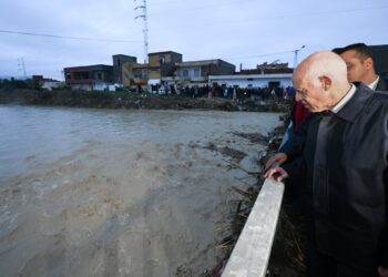 رئيس الجمهورية يؤكد أن الأولوية المطلقة هي إنقاذ الأرواح