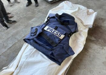 غزة: مقتل 11 فلسطينيا بينهم 3 صحفيين بقصف مسيّرة إسرائيلية في غزة