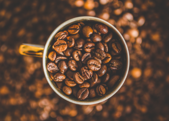 وزارة التجارة تدعو المتدخلين في قطاع القهوة إلى التزود حصريا من وحدات القلي المحلية