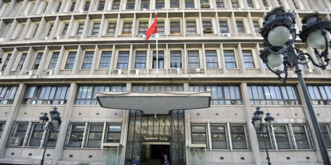 وزارة الداخلية : استشهاد عون الأمن مروان قادري متأثرا بإصاباته إثر إحباط عملية إرهابية في القصرين