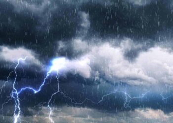 وزارة الفلاحة تدعو البحارة والفلاحين للحذر بسبب التقلبات الجوية