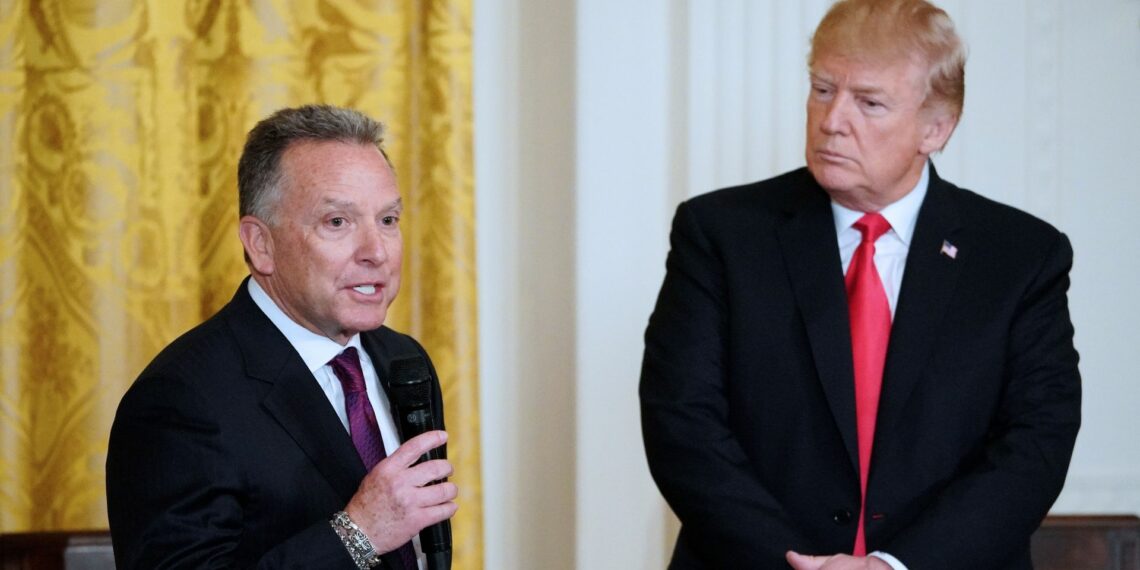 ستيف ويتكوف : “ترامب متعجّب من عدم استسلام إيران حتى الآن”