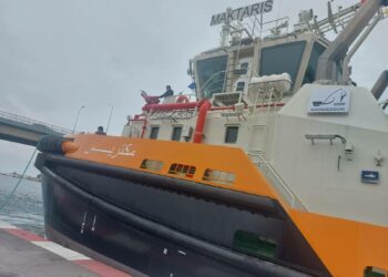 بنز ت: وصول الجرار البحري الخامس “مكتريس” إلى الميناء التجاري