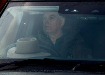 على خلفية شبهات متعلقة بإبستين.. إعتقال الأمير البريطاني السابق أندرو ماونتنباتن!