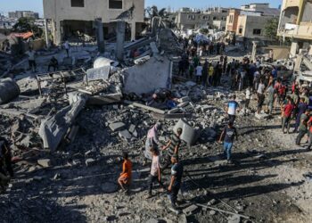 غزّة: استشهاد 12 فلسطينيا في غارات اسرائيليّة منذ فجر اليوم