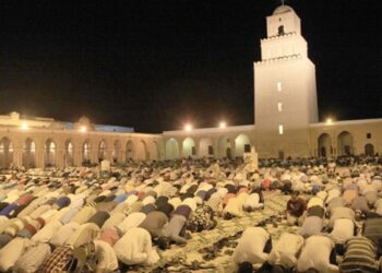بلدية تونس تقدم توصيات لأصحاب المحلات التجارية المجاورة للجوامع لإحترام المصلين خلال صلاة التراويح
