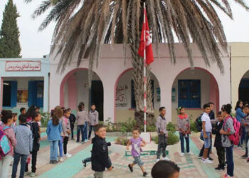 المؤبد لمروجي المخدرات في المدارس وعقوبات تصل ل30 سنة سجنا للتحرش: مقترح قانون لإرساء الأمن القومي التربوي