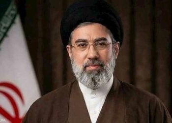 إيران: مجتبى خامنئي أصيب في عدة أماكن من جسمه خلال الهجوم الامريكي-الاسرائيلي