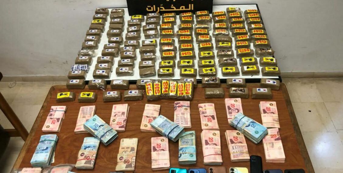 حجز كميات من المخدرات وأموال خلال عمليات أمنية