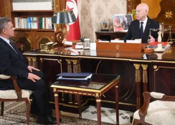 رئيس الدّولة يدعو لرفع الفضلات “من غير المقبول أن أضطرّ في كلّ مرّة إلى التدخّل لتوجيه المسؤولين للأحياء التي تراكمت فيها الأوساخ”