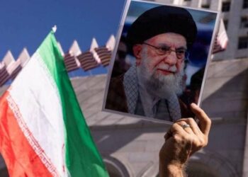 استشهاده علي خامنئي: حداد ب40 يوما و7 أيام عطلة رسمية