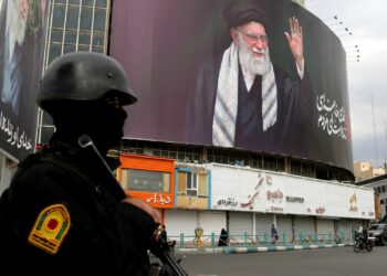 إيران تُعدم 3 أشخاص بتُهمة التجسّس لأمريكا وإسرائيل