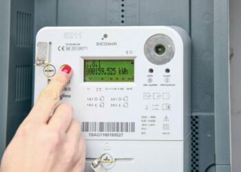 الكهرباء والغاز: نحو تركيب 5 مليون عدّاد ذكي مع حلول 2035