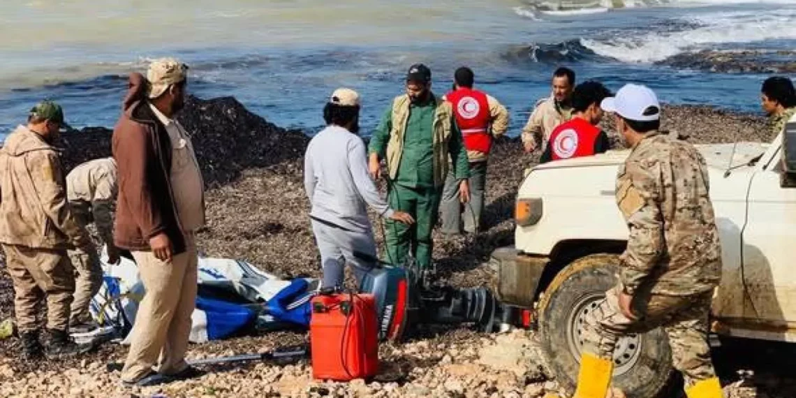 الهلال الأحمر: ليبيا تنقذ 404 مهاجرين على متن 10 قوارب
