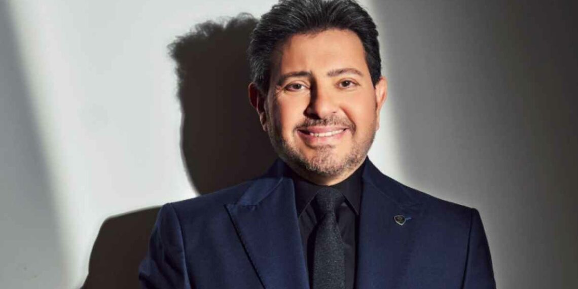 يتلقى العلاج في فرنسا.. تطورات الحالة الصحية للفنان هانى شاكر