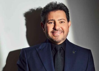 يتلقى العلاج في فرنسا.. تطورات الحالة الصحية للفنان هانى شاكر