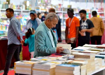 معرض تونس الدولي للكتاب: تخصيص رحلات عبر حافلات النقل العمومي نحو المعرض