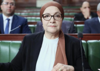 وزيرة العدل: “قوات الأمن أثبتت قدرتها على فرض الأمن والنظام العام بما يعزز مقومات الدولة ويكرس سيادة القانون”