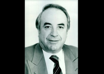 في موكب أربعينيته: عبد الرزاق الكافي وزير الإعلام الأكثر إثارة للإهتمام رحل… في صمت