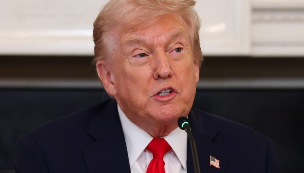 إيران/أمريكيا:  ترامب يؤكد وجود محادثات جيّدة مع طهران