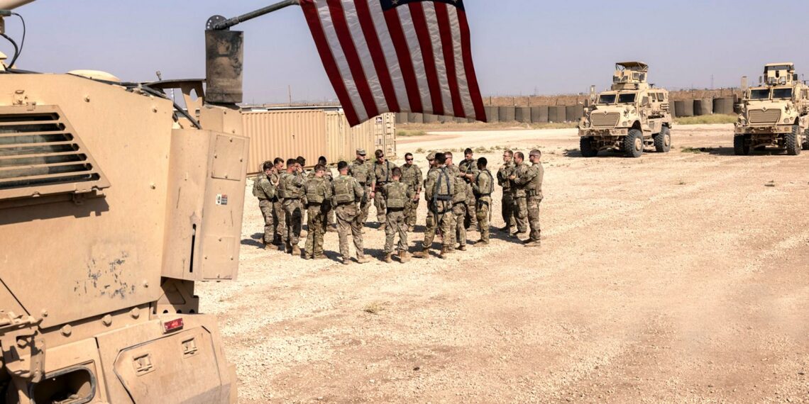 إيران: الجيش يعلن استهداف مواقع أمريكية بهجمات مسيّرة