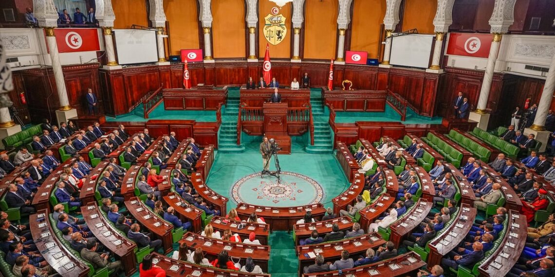 مجلس نواب الشعب يعقد جلسات عامة لتوجيه 234 سؤالا لأعضاء الحكومة