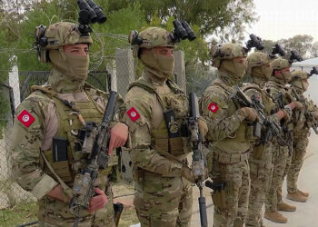 في بلاغ لها: وزارة الدّفاع تؤكّد تمسّك المؤسسة العسكريّة بحيّادها التّام