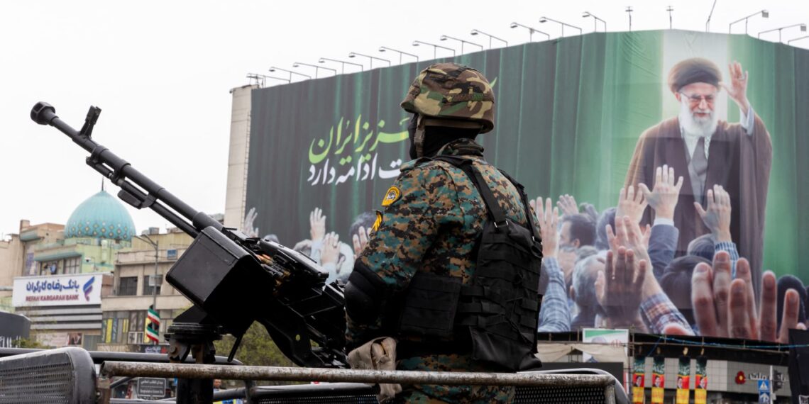 رئيس البرلمان الايراني: تحركات تشير الى سعي العدوّ لجولة جديدة من الحرب… وإيران لن تستسلم