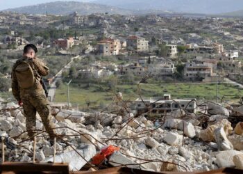 جيش الاحتلال ينذر سكان بلدات في جنوب لبنان بالإخلاء والتوجه لشمال نهر الزهراني