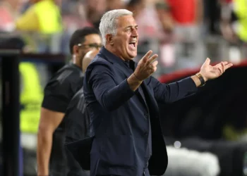 مدرب الجزائر: الفوز على الأردن يعزز الثقة قبل مواجهة النمسا الحاسمة