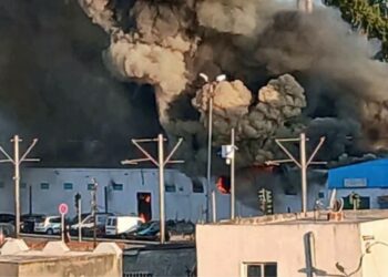 في بلاغ لوزارة الداخلية: السّيطرة على حريق بسوق سيدي عبد السّلام والعثور على جثّة آدمية