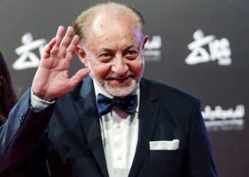 وفاة الفنان المصري عبدالعزيز مخيون عن 83 عاما