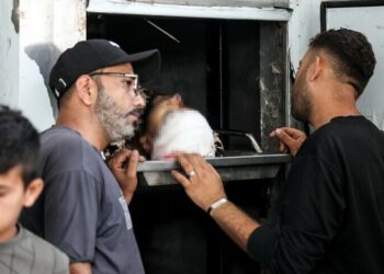 غزة.. مقتل 9 فلسطينيين يرفع حصيلة الإبادة الإسرائيلية لـ73 ألفا و32 قتيلا