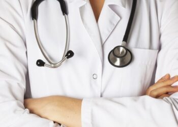 إدانة للاعتداءات التي طالت أطباء بالمستشفى الجامعي فطومة بورقيبة بالمنستير والمستشفى الجامعي ابن الجزار بالقيروان